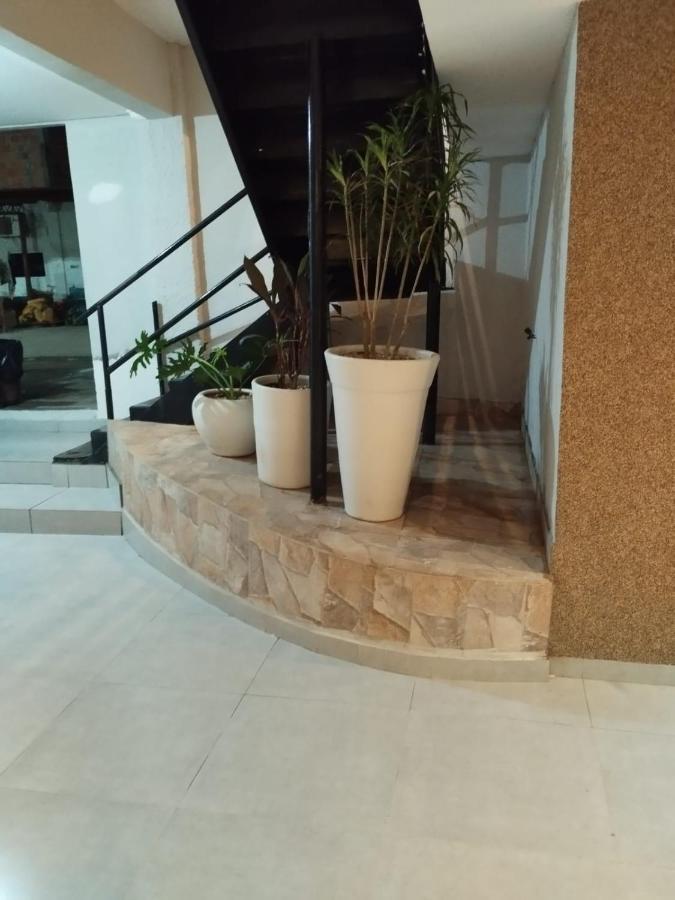 Hotel E Restaurante Lima Луис-Эдуарду-Магальяйнс Экстерьер фото