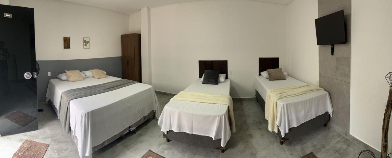Hotel E Restaurante Lima Луис-Эдуарду-Магальяйнс Экстерьер фото